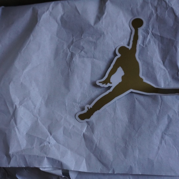 NIKE | AIR JORDAN 1 RETRO HIGH OG 'ROYAL' - Picture 14 of 16